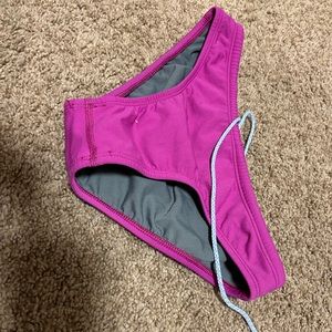 SOLD DONT BUY JOLYN BOTTOMS